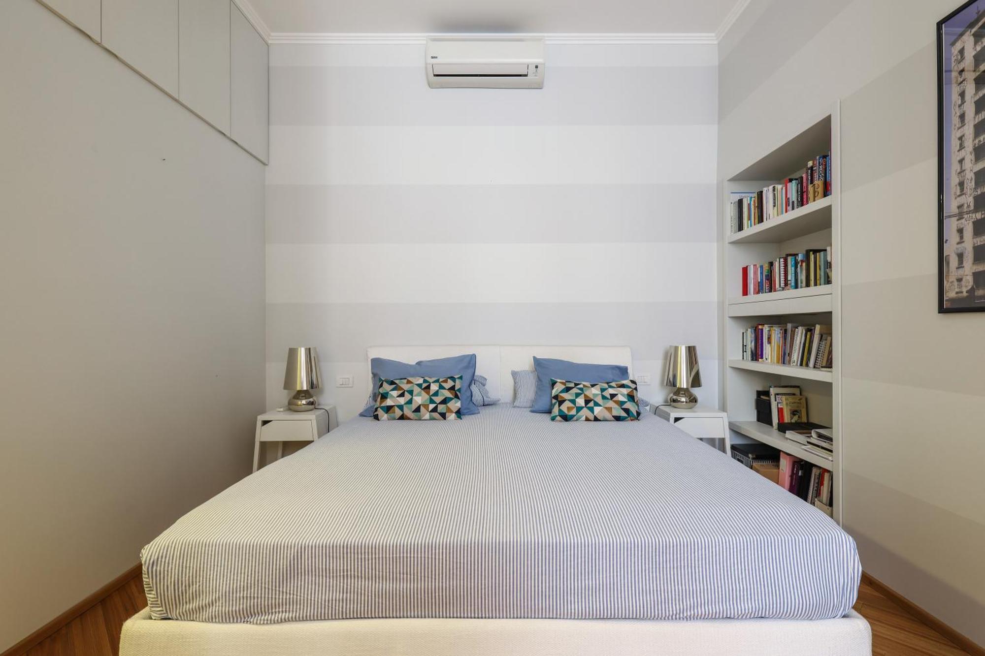 Real Jewel In Milano Cadorna Apartment Bagian luar foto