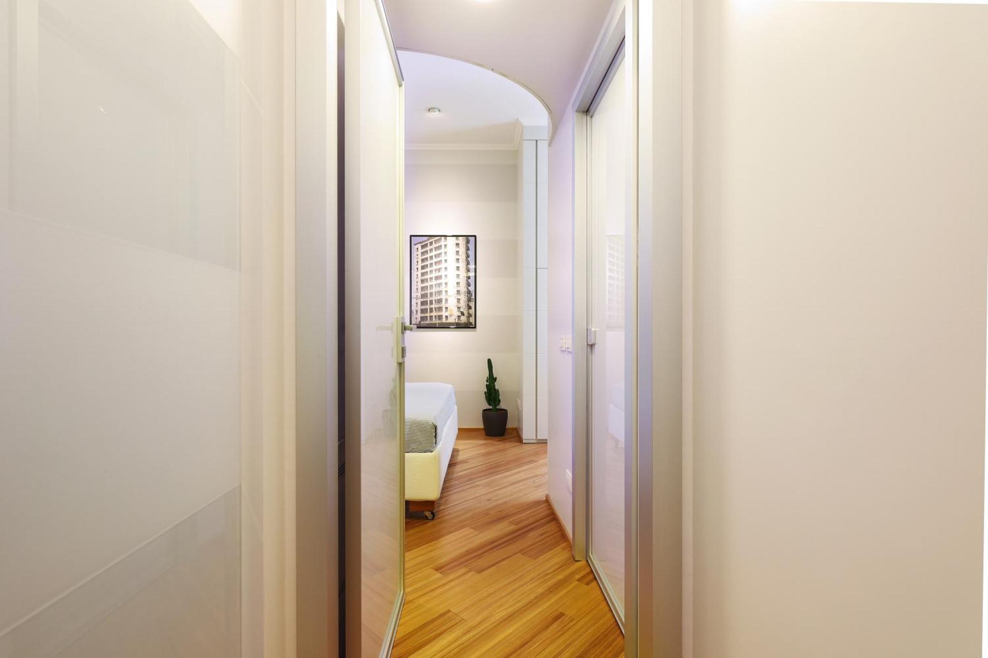 Real Jewel In Milano Cadorna Apartment Bagian luar foto