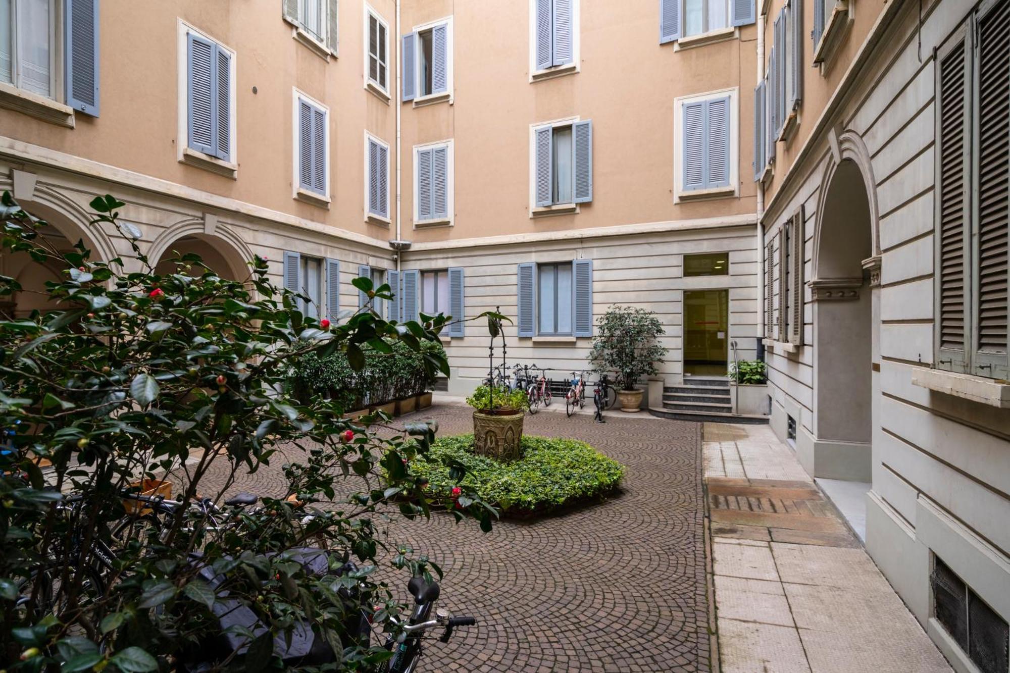 Real Jewel In Milano Cadorna Apartment Bagian luar foto